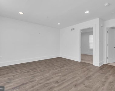 11366 Emerald Park Road - Photo Thumbnail 43
