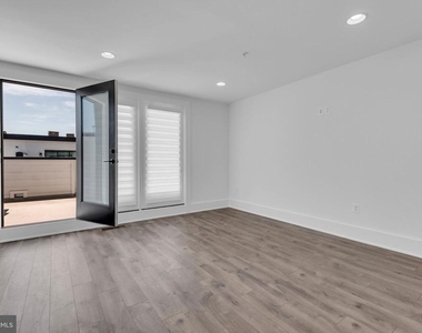 11366 Emerald Park Road - Photo Thumbnail 41
