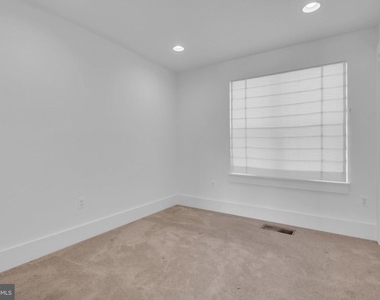 11366 Emerald Park Road - Photo Thumbnail 40