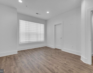 11366 Emerald Park Road - Photo Thumbnail 26