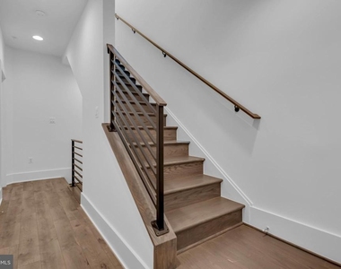 11366 Emerald Park Road - Photo Thumbnail 37