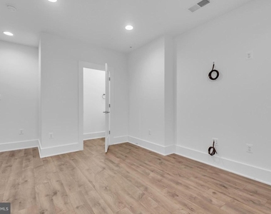 11366 Emerald Park Road - Photo Thumbnail 45