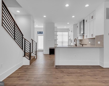 11366 Emerald Park Road - Photo Thumbnail 17