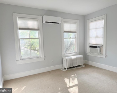 128 N Queen Street - Photo Thumbnail 8