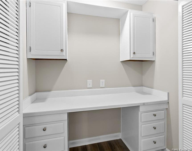 3101 Ansley Court - Photo Thumbnail 9