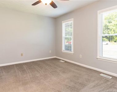 508 Stoneway Court - Photo Thumbnail 7