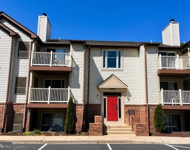 800 Stratford Way - Photo Thumbnail 8