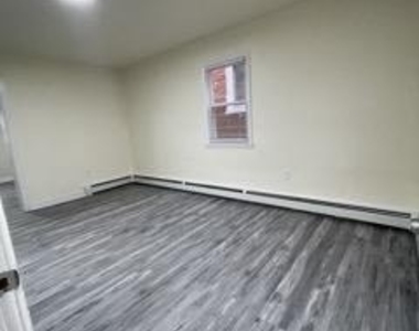 480 W South Street - Photo Thumbnail 8