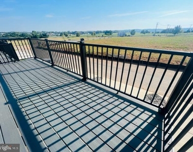 552 Union Street - Photo Thumbnail 19