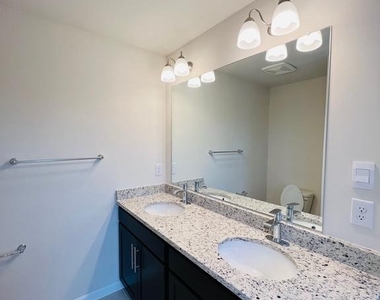 552 Union Street - Photo Thumbnail 31