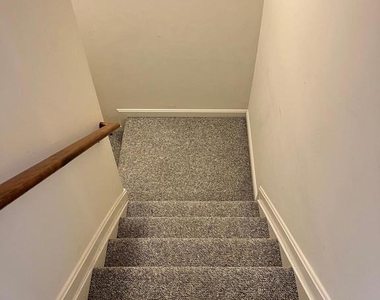 10528 Catalina Place - Photo Thumbnail 4