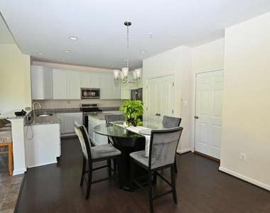 2978 Knight Court - Photo Thumbnail 1