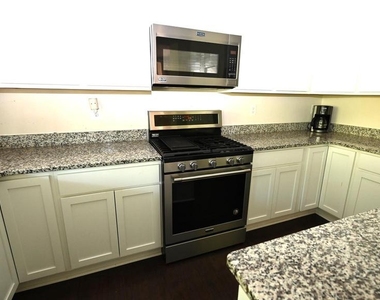 2978 Knight Court - Photo Thumbnail 5