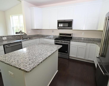2978 Knight Court - Photo Thumbnail 2