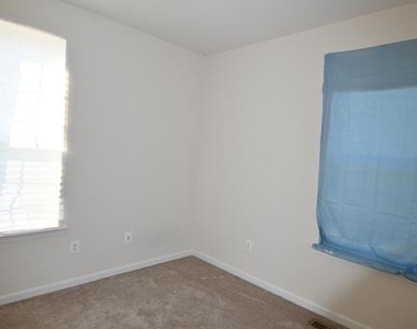 2978 Knight Court - Photo Thumbnail 16