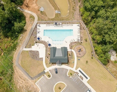 104 Jade Creek Drive - Photo Thumbnail 40