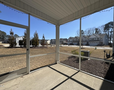 104 Jade Creek Drive - Photo Thumbnail 33