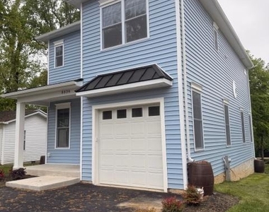 8836 Greenwood Avenue - Photo Thumbnail 27