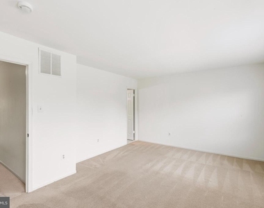 23 Roger Valley Court - Photo Thumbnail 13