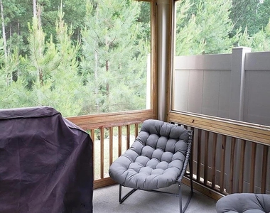 419 Alamosa Place - Photo Thumbnail 19