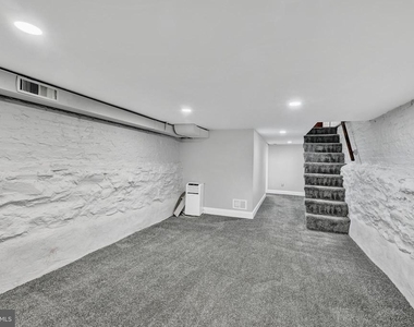 127 N Glover Street - Photo Thumbnail 11