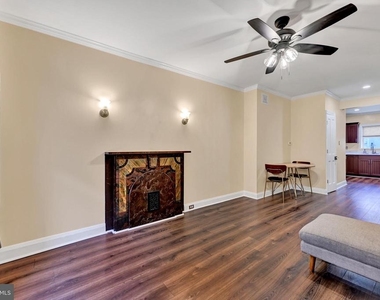 127 N Glover Street - Photo Thumbnail 2