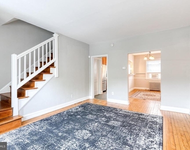 1011 W 42nd Street - Photo Thumbnail 1