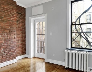 Prince St & Mott St. New York, NY 10012 - Photo Thumbnail 1