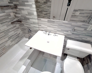 102 East 7th Street - Photo Thumbnail 6