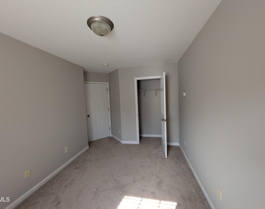 11720 Mezzanine Drive - Photo Thumbnail 10