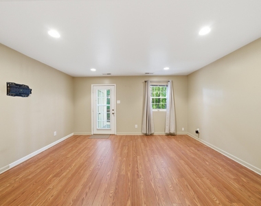 6355 New Market Way - Photo Thumbnail 15