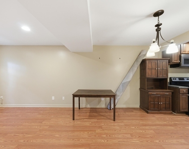6355 New Market Way - Photo Thumbnail 14