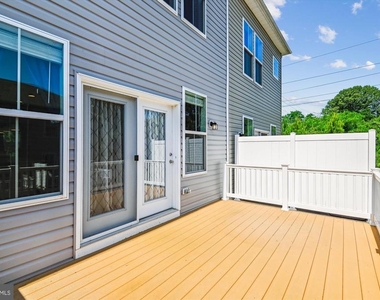 1679 Signalman Court - Photo Thumbnail 14