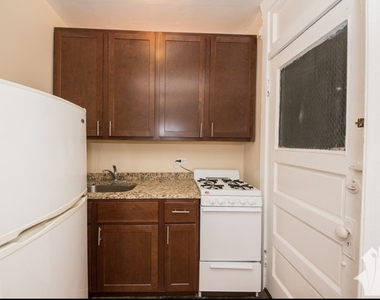 512-20 W Cornelia Ave - Photo Thumbnail 6