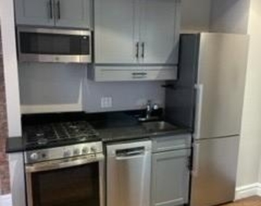 Hudson Street & Perry Street, New York, NY 10014 - Photo Thumbnail 3
