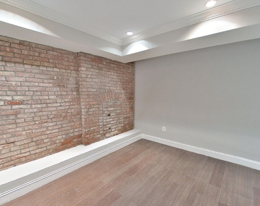 Hudson Street & Perry Street, New York, NY 10014 - Photo Thumbnail 2