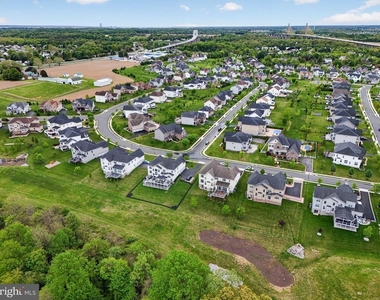 1036 Matthew Way - Photo Thumbnail 57