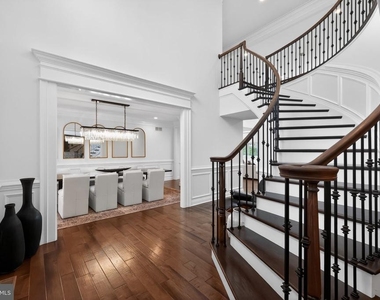 1036 Matthew Way - Photo Thumbnail 1