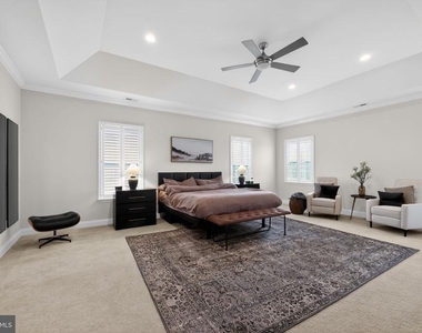 1036 Matthew Way - Photo Thumbnail 30
