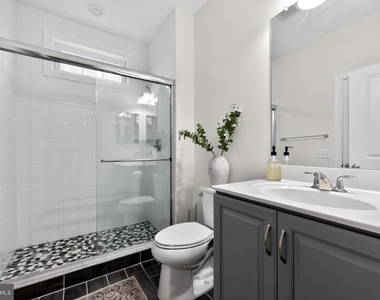1036 Matthew Way - Photo Thumbnail 17