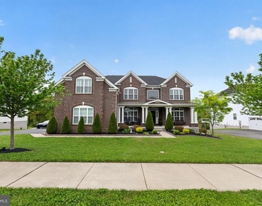 1036 Matthew Way - Photo Thumbnail 48