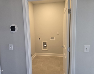 108 Antietam Place - Photo Thumbnail 23