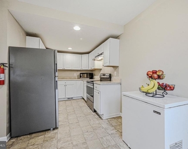 1 Waltham Street - Photo Thumbnail 13