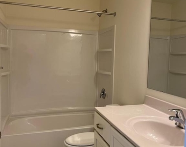 756 Rosler Way - Photo Thumbnail 19