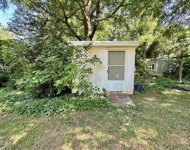 2813 Barmettler Street - Photo Thumbnail 20