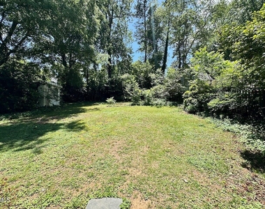 2813 Barmettler Street - Photo Thumbnail 19