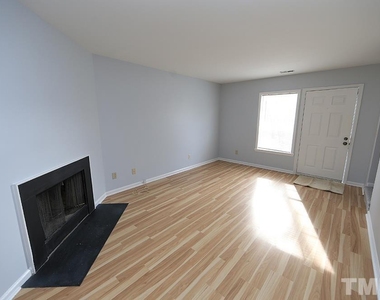 135 Coleridge Court - Photo Thumbnail 1