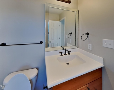 3009 Softwind Drive - Photo Thumbnail 9