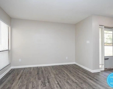 120 Rectory Street - Photo Thumbnail 16