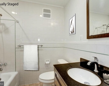 2335 40th Street Nw - Photo Thumbnail 13